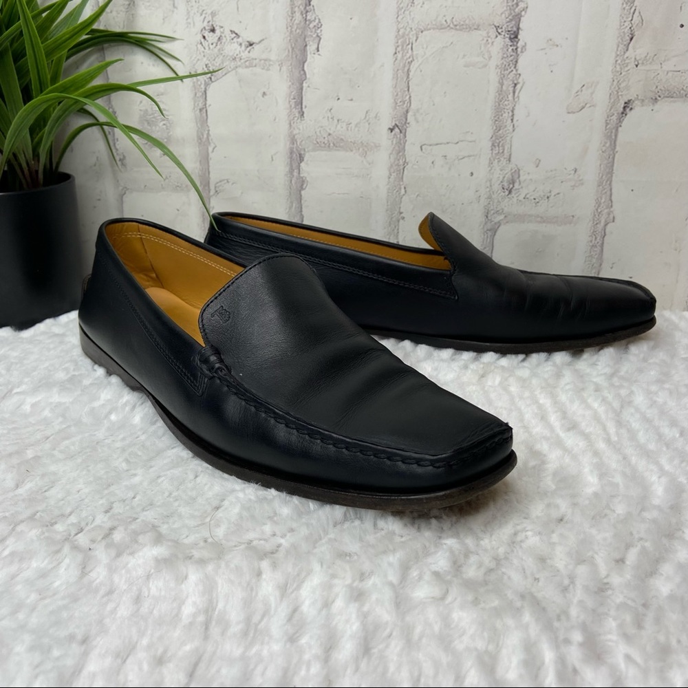 TOD’S Gommino Driving Leather Black Loafers 9